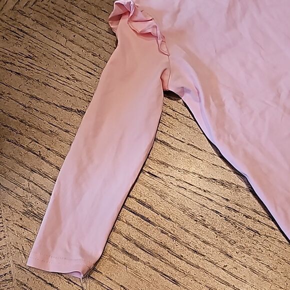 Pink long sleeve ruffle top 4-5T - Picture 2 of 10
